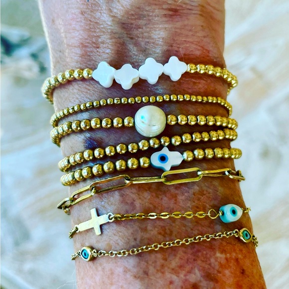 Kitty- Handmade sterling silver stretch mother of pearl kitty bracelet - Picture 11 of 12